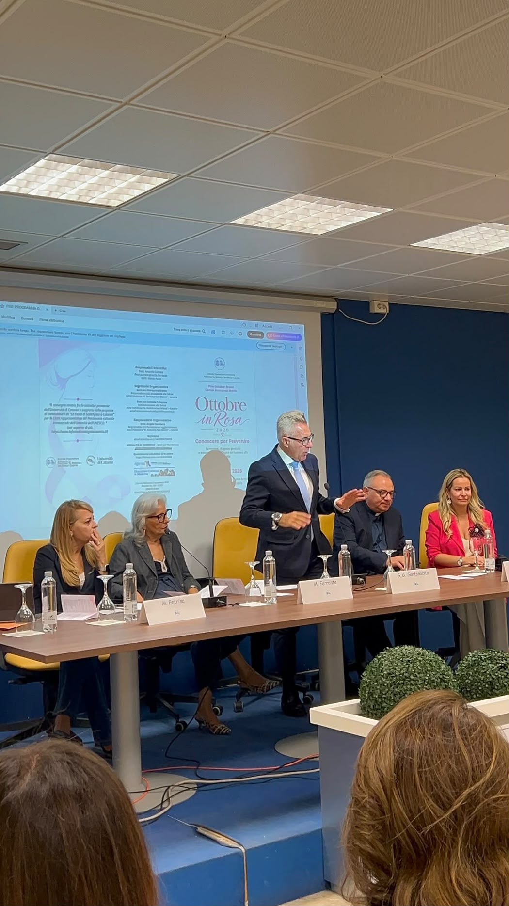 OTTOBRE IN ROSA INTERVENTO DG.jpg